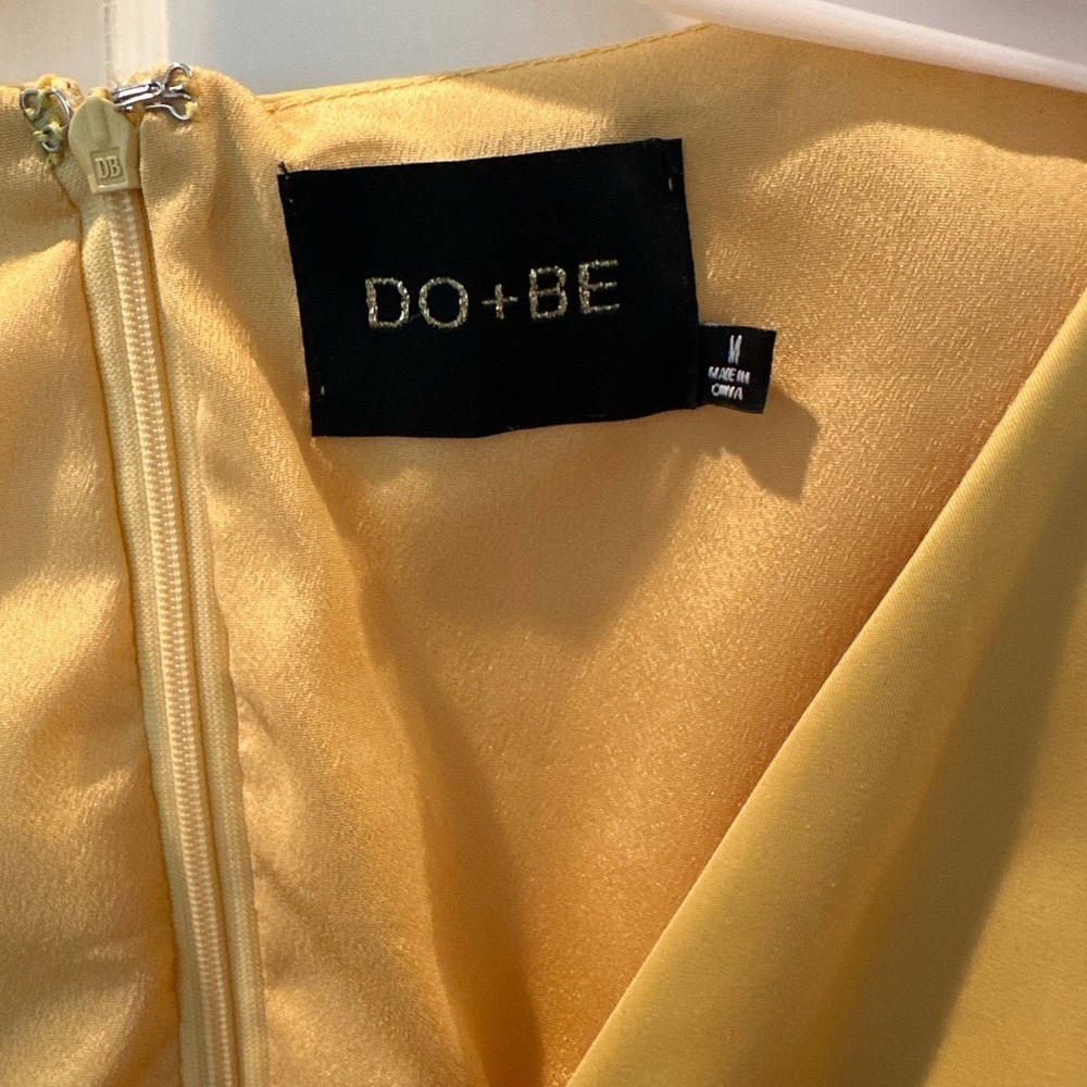 DO+BE Yellow Puff Sleeve Blouse - Picture 3 of 4